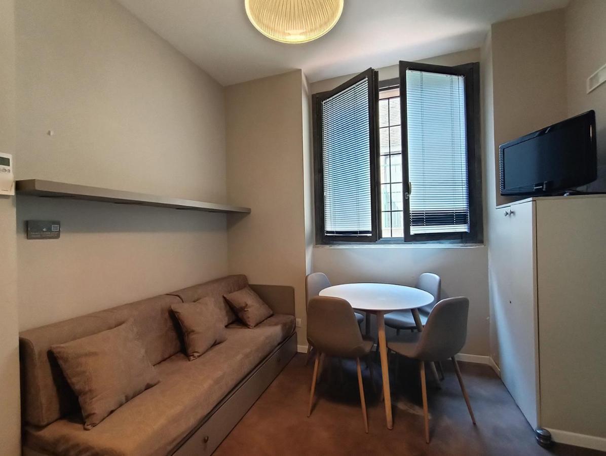 Game House In The Center Apartment Milan Exterior photo
